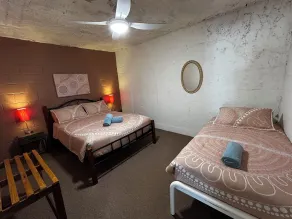 Desert View Apartments - Room