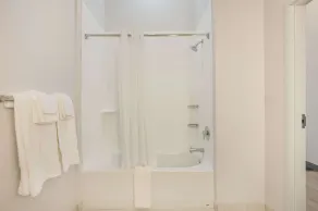 Comfort Inn & Suites Gaylord - Salle de bain