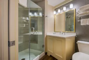Best Western Syracuse Downtown Hotel and Suites - Salle de bain