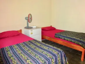 Oka Homestay Mitra RedDoorz - Rum