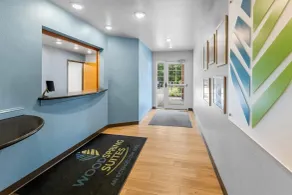 WoodSpring Suites Chesapeake-Norfolk Greenbrier - Lobby