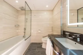 ENA Suite Hotel Namdaemun - Bathroom