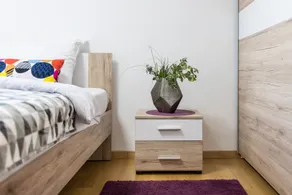 2 Bedroom Apt. in the Business Zone- Free Parking - Room
