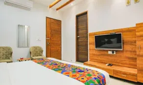 FabHotel Royal Mapple - Chambre