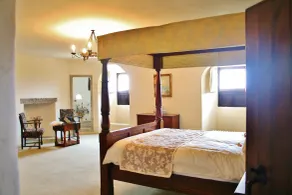 Leslie Castle - Room
