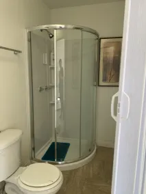 The Yellow Penthouse LLC - Salle de bain