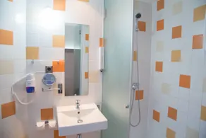 B&B HOTEL Valencia Aeropuerto - Salle de bain