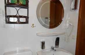 Hotel zum Josefshof - Badezimmer