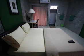 Suntisuk Place - Zimmer