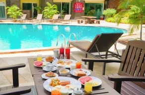 Baron Beach Hotel - Utsikt fra rommet
