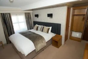 Falcon Hotel - Zimmer
