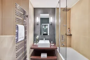 Hôtel Barrière Le Gray d'Albion - Bathroom