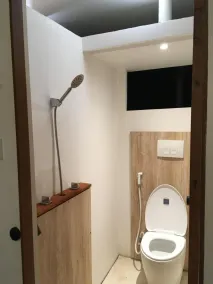 The Hide Hostel Canggu - Bathroom
