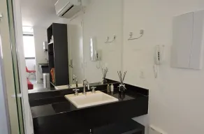 VN Gomes de Carvalho - Bathroom