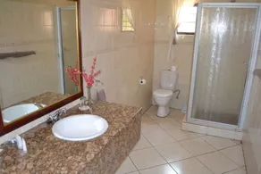 Eagles Nest Lodge - Badezimmer