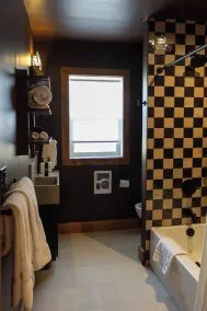 The Stranger Lodge - Pet Friendly - Bad