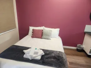 Glenwood Tourist Park & Motel - Room