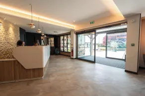 LE VAL MORET Hôtel Restaurant et Spa - Reception