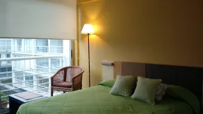 CONCORD PILAR"313 Almendros"50m2 en Suite -living y dormitorio- de 1 a 4 huéspedes - Rum