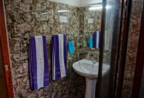 Hotel Nathariya Negombo - Bathroom