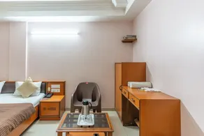 Hotel Sanmati - Room