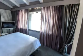 Uve Rooms & Wine Bar - Room