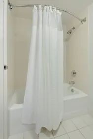 Courtyard Atlanta Norcross/Peachtree Corners - Salle de bain