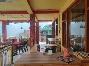 Suraj Guest House And Cafe - Restaurant