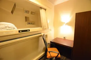 Kumamoto Capsule Hotel - Hostel, Caters to Men - Camera