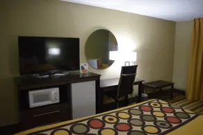 Super 8 by Wyndham Paragould - Room