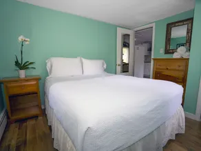 Hamptons Vacation Inn - Room