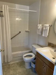 Calabogie Motor Inn - Baño