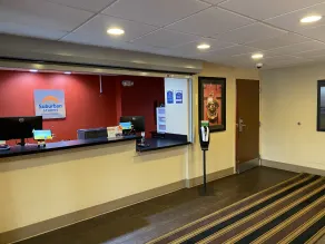 Suburban Studios Auburn Hills - Detroit - Réception