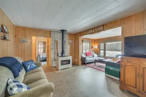 Mason Cabin w/ Private Dock on Marengo Lake! - Innvendig