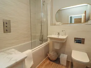 Seashell Sands - Bathroom