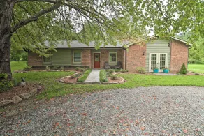 Hendersonville Home w/ Fire Pit: 5 Mi to Downtown! - Interiør