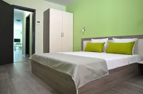 Visito Aparthouse - Room