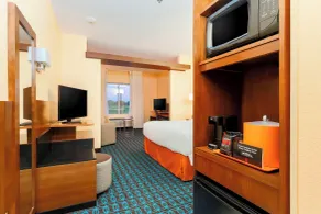Fairfield Inn & Suites by Marriott Pleasanton - Værelse