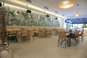 Next Door Park - Restaurant