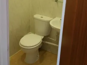 Morrisy House - Bathroom