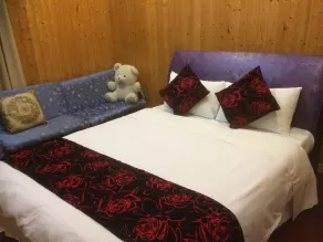 Phoenix Landscaping B&B - Room