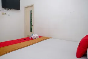RedDoorz near Politeknik Manado - Room