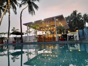 Hotel Goa Continental - Baga - Pool