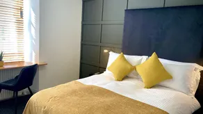 Siberia Bar & Hotel - Room