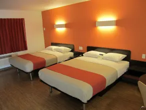 Motel 6-Anaheim, CA - Chambre