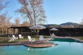 Alpine Inn - Piscina