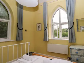 Hapton Folly - Zimmer