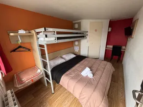 Classic Hôtel - Habitación