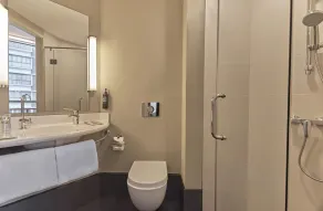 Ibis Singapore Novena - Bathroom
