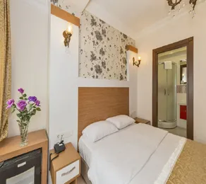 Raimond Hotel - Chambre